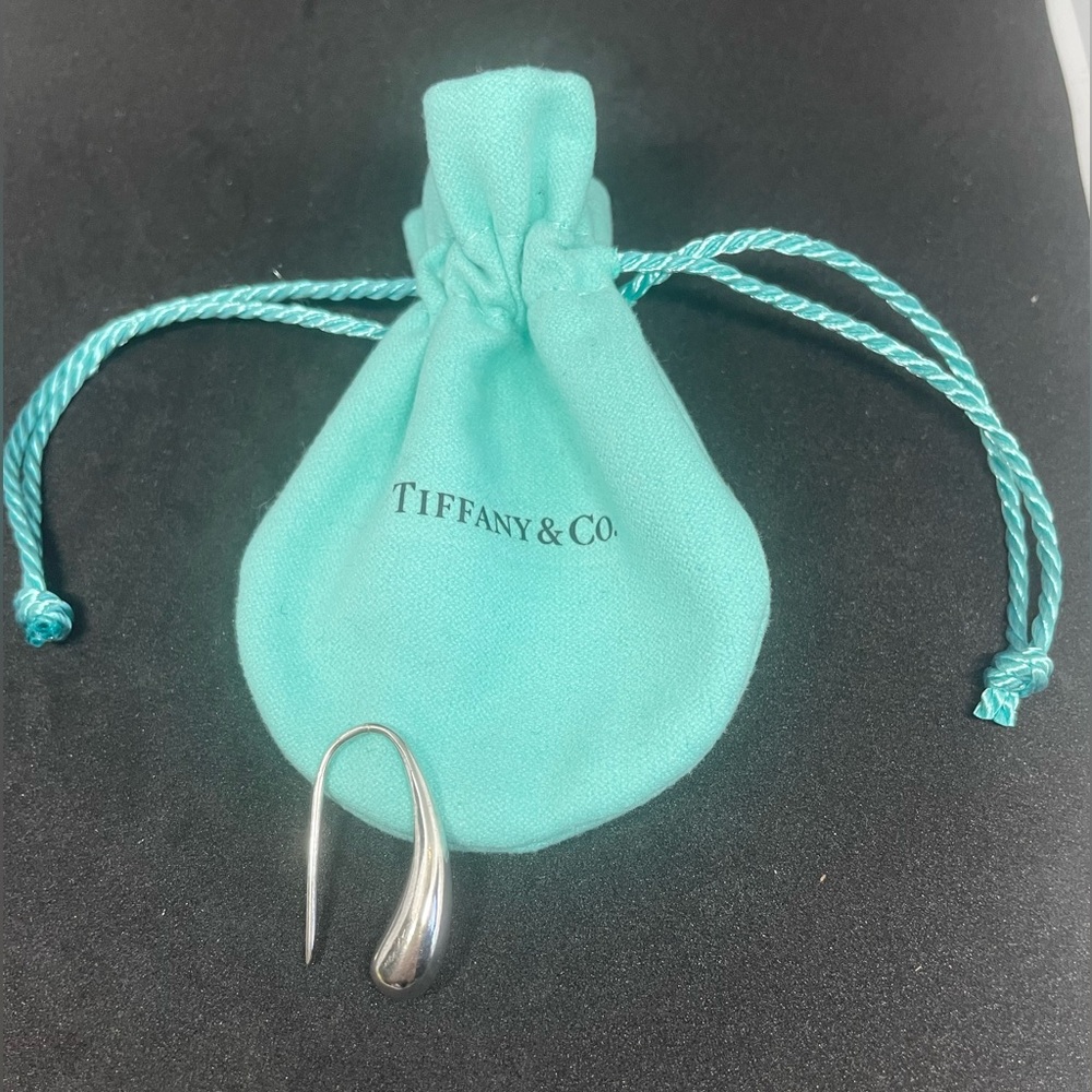 Elsa Peretti Tiffany & Co Teardrop Earring